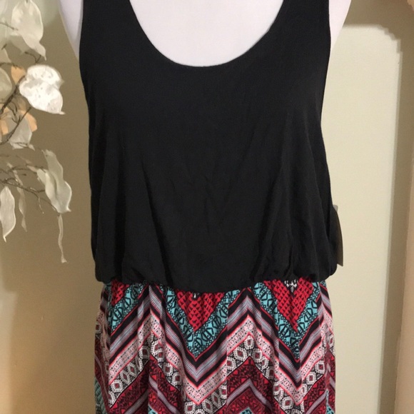 BOBBIE & BROOKS MAXI DRESS - Picture 2 of 6